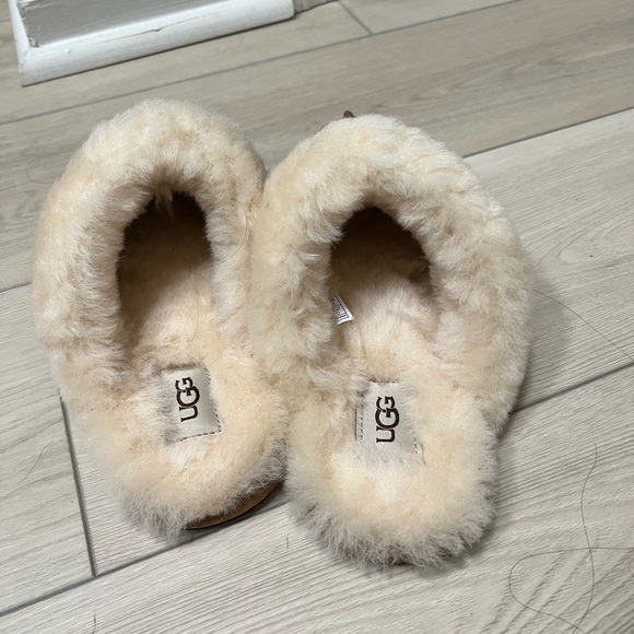 NWOT UGG Scuffette II Women Slippers Chestnut - Picture 2 of 6